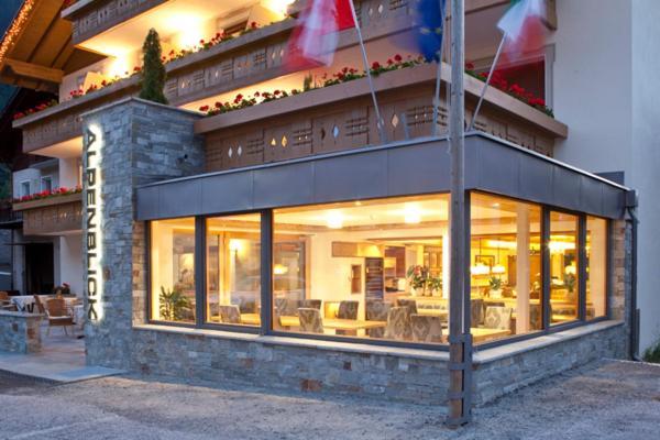 Hotel Alpenblick Sarentino Esterno foto